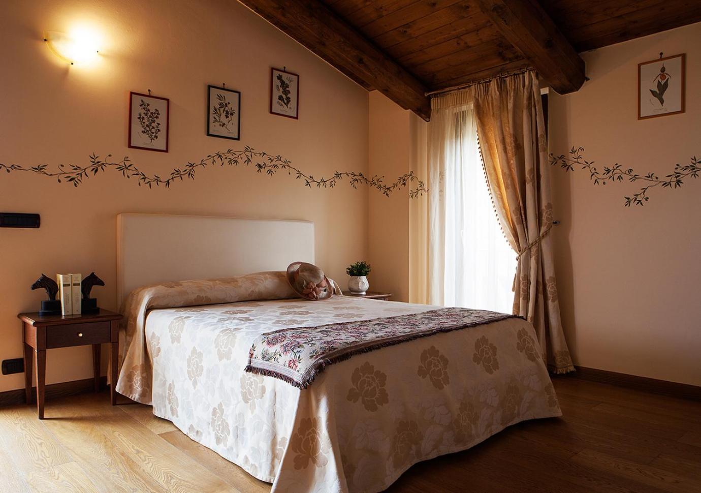 Le Residenze Degli Ulivi Hotell Campofilone Exteriör bild