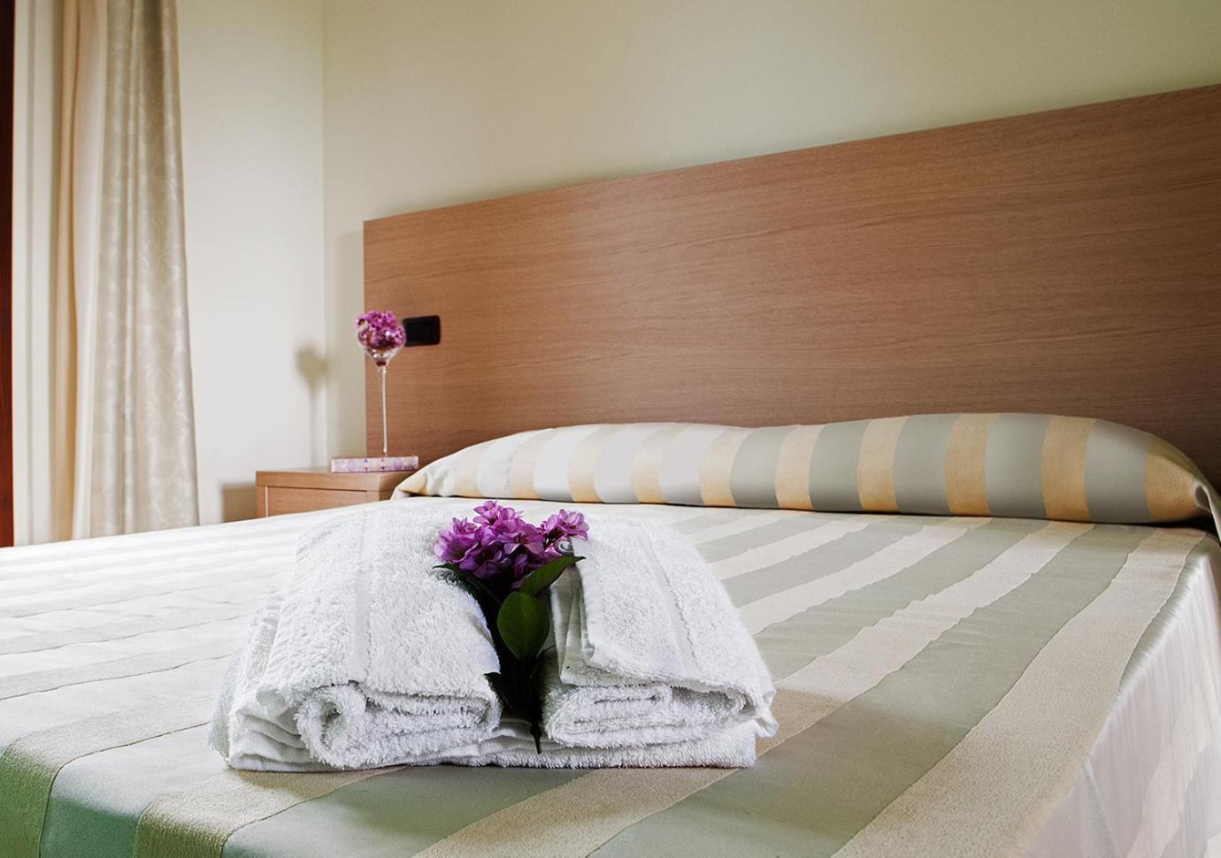 Le Residenze Degli Ulivi Hotell Campofilone Exteriör bild
