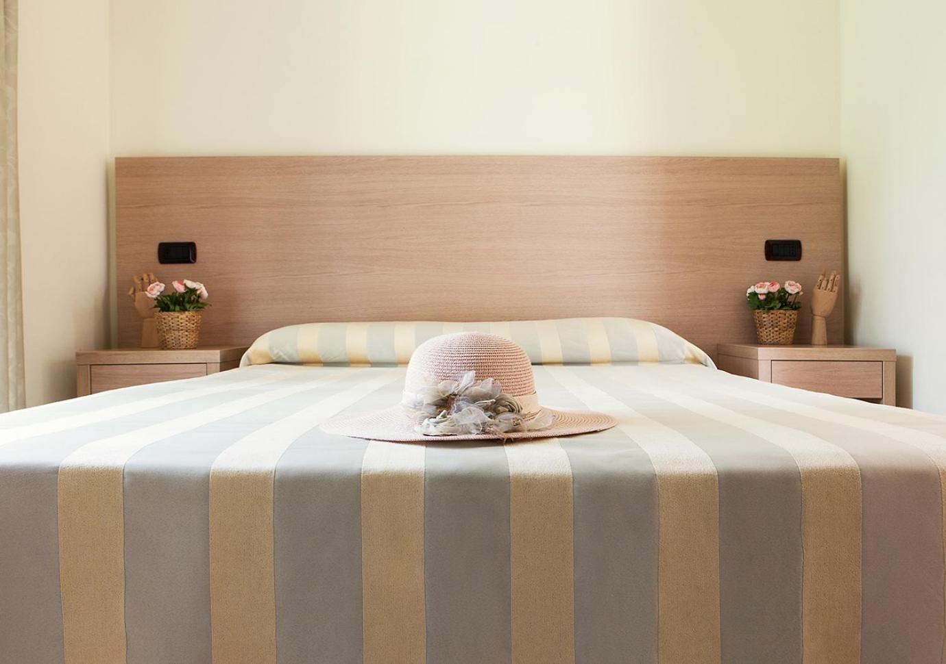 Le Residenze Degli Ulivi Hotell Campofilone Exteriör bild